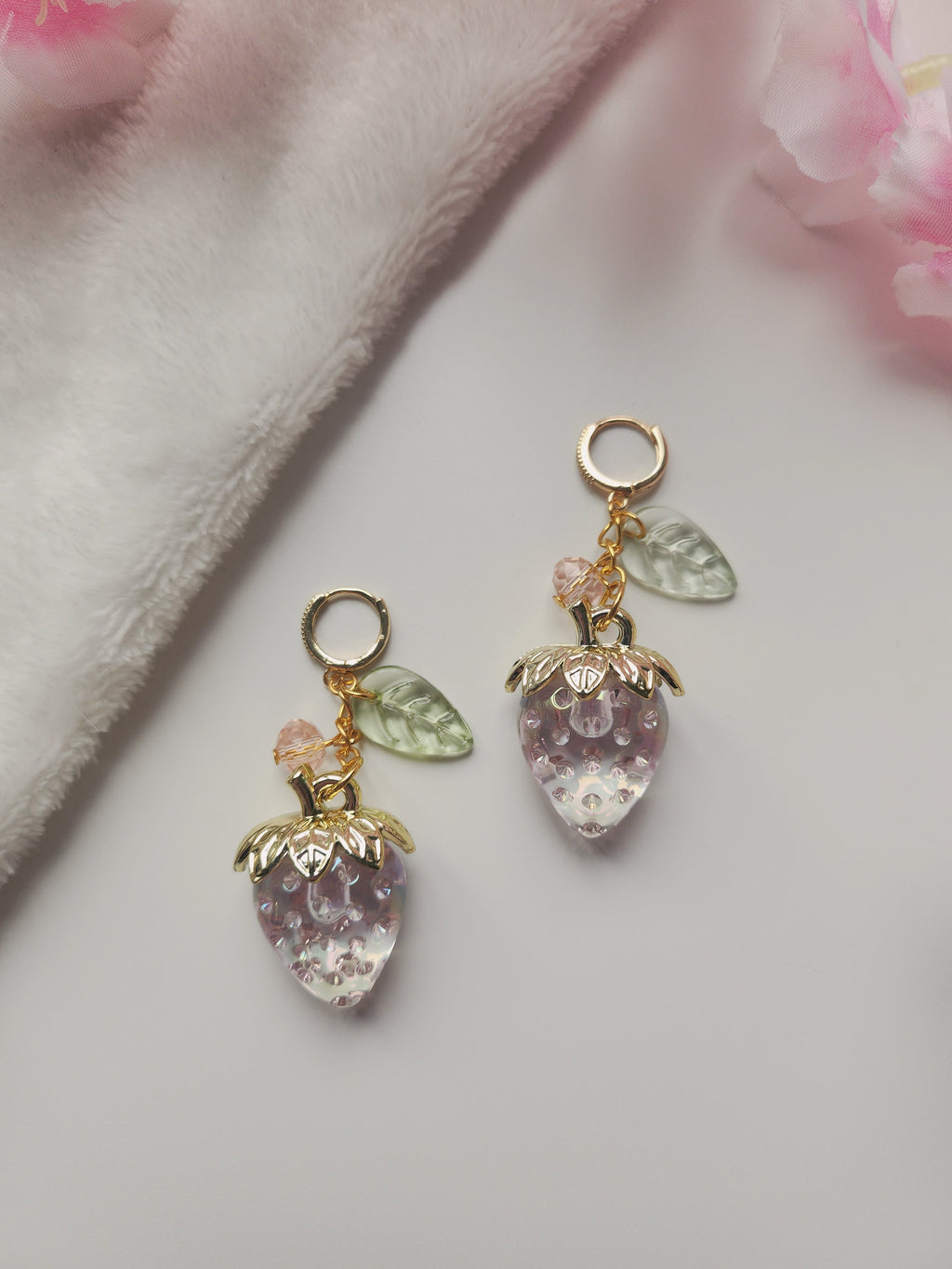 Boucle d'oreilles fraise - Rose "anneau"